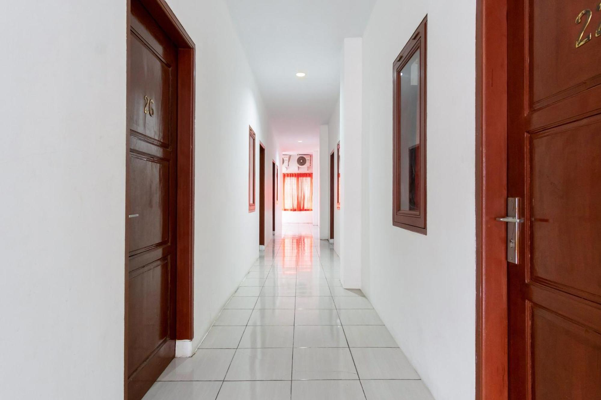 Oyo 622 Bakti Homestay Medan Kültér fotó