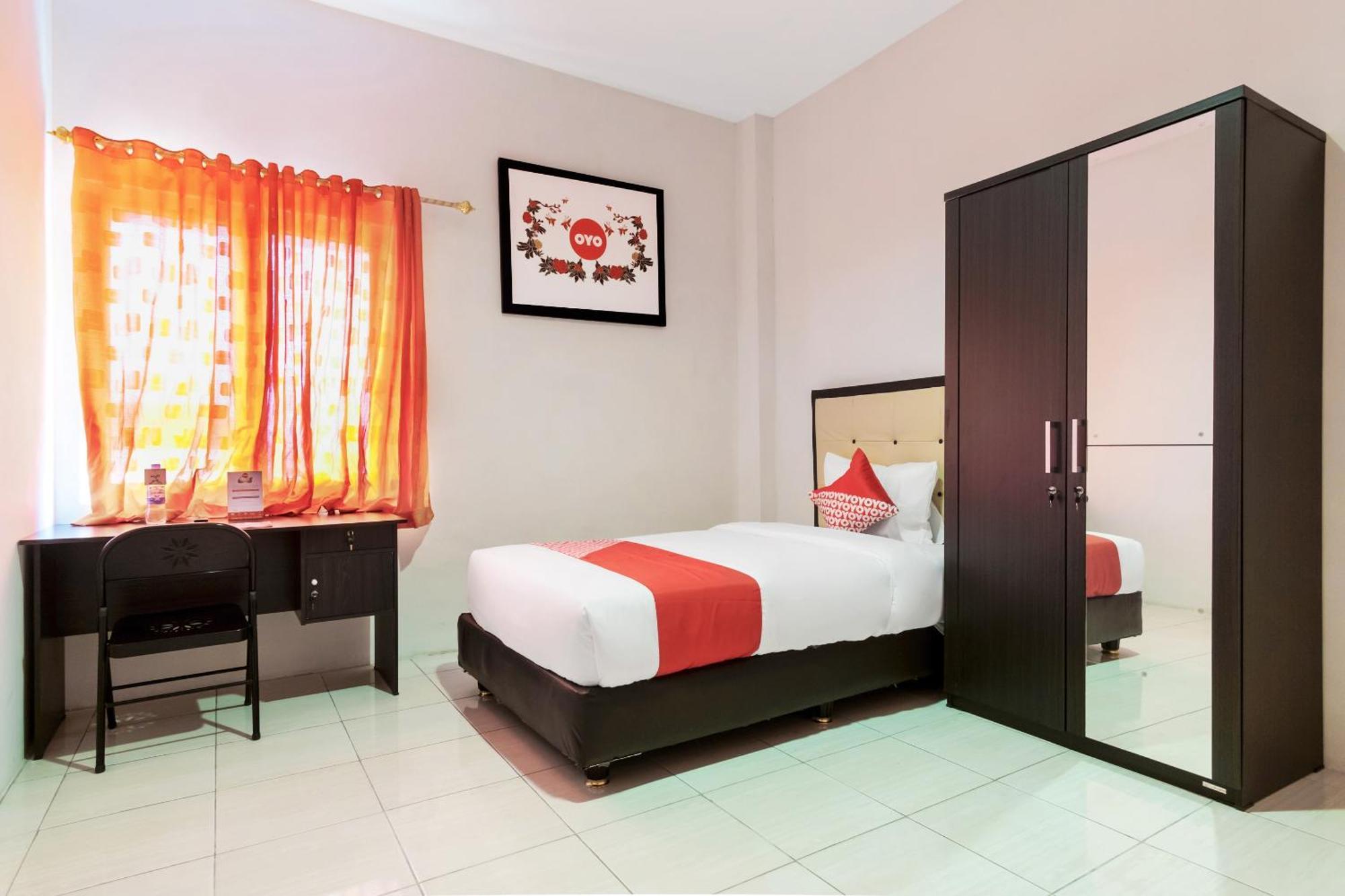 Oyo 622 Bakti Homestay Medan Kültér fotó